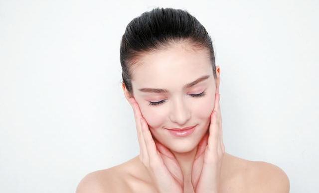 怎樣能變白皮膚，簡單實(shí)用方法分享，簡單實(shí)用方法分享，如何美白肌膚，實(shí)現(xiàn)肌膚白皙目標(biāo)