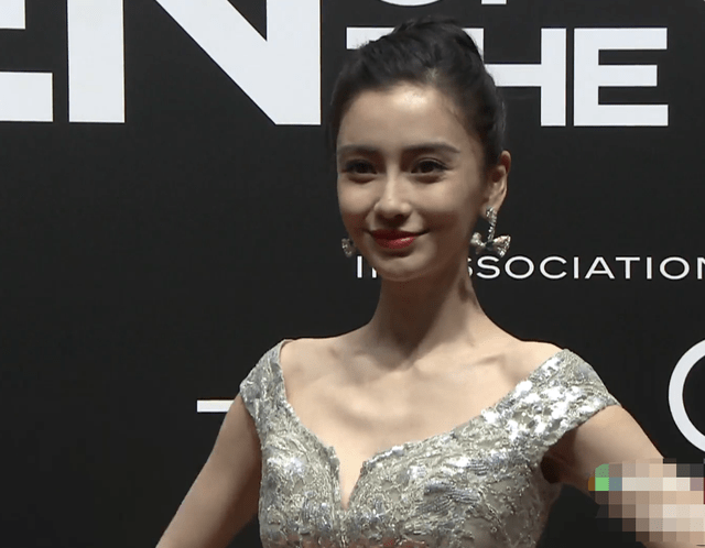 探索明星之高光時(shí)刻，20位明星走紅的高光圖片回顧，明星高光時(shí)刻回顧，20位巨星走紅之路的高光圖片集錦